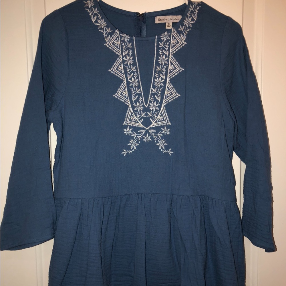 Stevie Hender never worn blouse